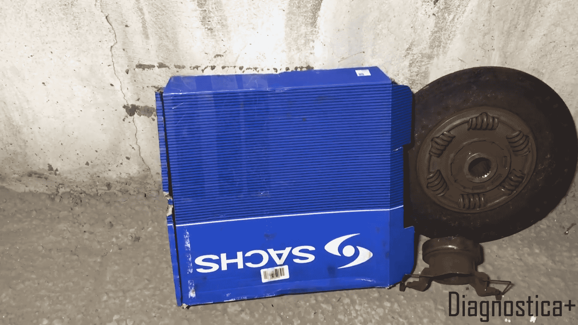 Лучше выбирать оригинальные запчасти. Sceplenie