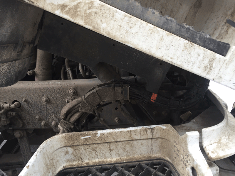 Сейчас мы этот жгут будем приводить в человеческий вид. zhgut provodov Renault Premium